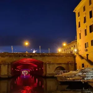  Appartamento Casa Medicea Sul Canale Italia